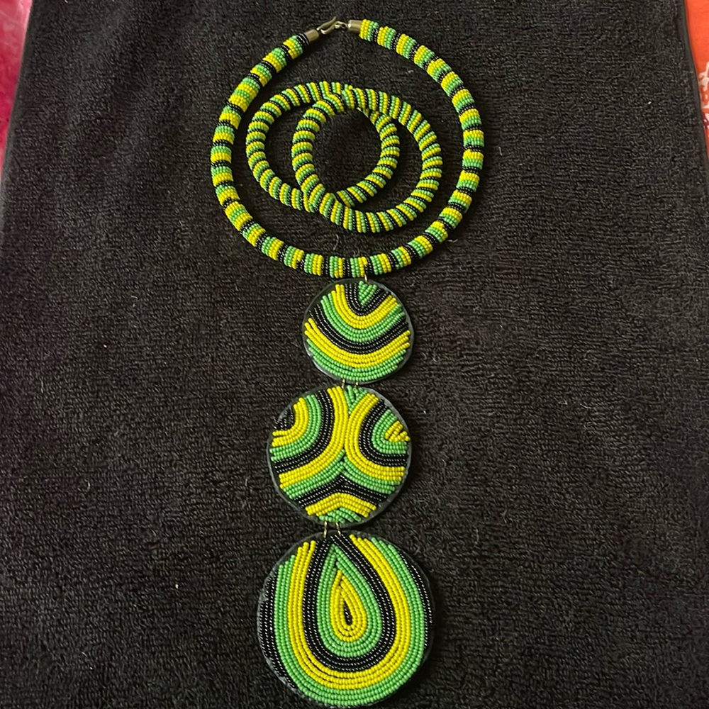 Beaded necklace and bracelet